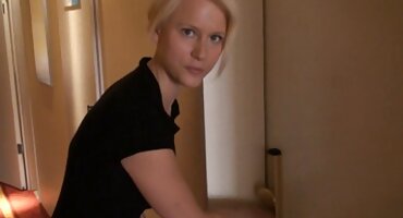 sex mẹ con china Fuck Lola Ta TaLor: phim sec ko che đặt ung thư và fucks từ phía sau.